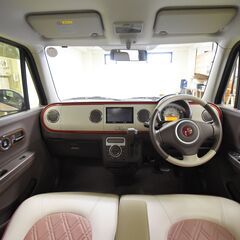 【売約済】H27年式スズキ　アルトラパンショコラ　ショコラX　ナビ　ワンセグＴＶ　専用合皮シート　専用革巻きステアリング　スマートキー２個　ＨＩＤヘッドライト　オートエアコン　アイドリングストップ　電格ミラー　盗難防止システム　衝突安全ボディ　１４インチアルミの画像