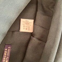 刺繍入りの卒業袴の画像