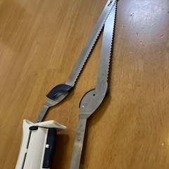ブラック&デッカー　ケーキやパンなどの切断面をきれいに切る。買っ　　　カッターの画像