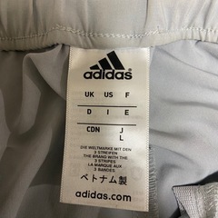 adidas スポーツパンツＬサイズの画像