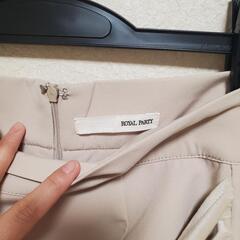 上品なロングスカートの画像