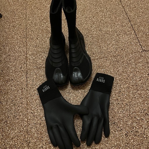 サーフブーツ・手袋