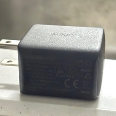 AUKEY USB-C PD充電器 黒　60wの画像