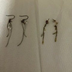 ピアス