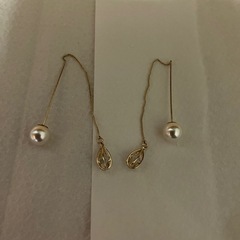 ピアス