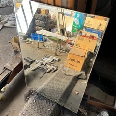 大きい鏡3枚の画像