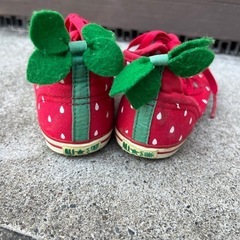 いちごコンバースの画像