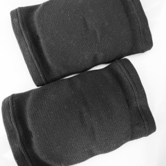 膝用サポーター（左右ペア）1セットの画像