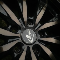 タイヤホイールの画像