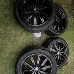 タイヤホイールの画像