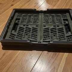 カインズ Kumimoku 取っ手付き折りたたみコンテナ M グリーン＆ブラックの画像