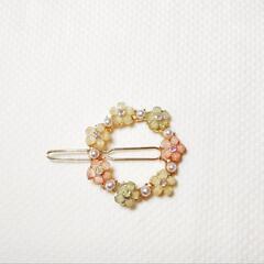 花のカラフルなヘアピン4種　 アクセサリー　髪飾り　髪留め　ヘアアクセサリーの画像