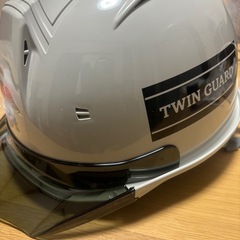 警備スタッフ。交通誘導及び施設警備の画像