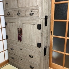 桐ダンスの画像