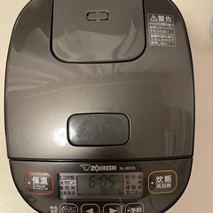 炊飯器の画像