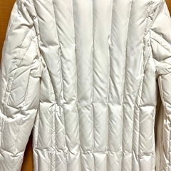 🐇ファー付き真っ白ダウン9号サイズ美品❄️の画像