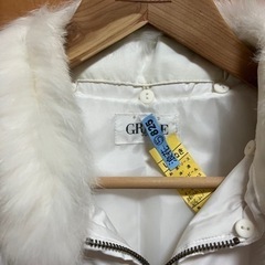 🐇ファー付き真っ白ダウン9号サイズ美品❄️の画像