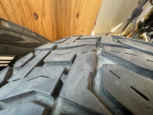 215/65R16  ホワイトレター　中古