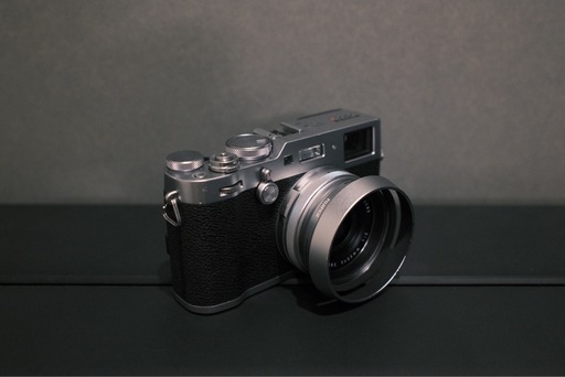 FUJIFILM X100F コンパクトデジタルカメラ