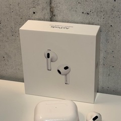 AirPods MagSafe充電ケース付き MME73J/A エアーポッズ第3世代