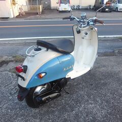 YAMAHA 2st VINOビーノ　ホワイトスカイブルー セル始動　速く好調 　シート　プラグ等新品交換 他等お金かけ多数交換 納車整備点検済み 登録後すぐ乗り出せます。直接引き渡し　配送手配も可　SA10J　５AU　４JP　原付の画像