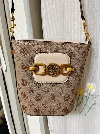 Guess ゲスバッグ