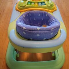 CHICCO キッコ  ベビー 歩行器の画像