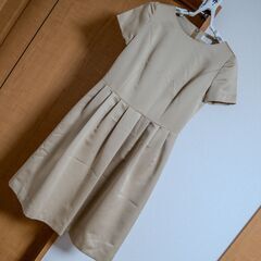 セット①Aライン ワンピース／Harrods(ハロッズ) 1号 ②ボレロカーディガン／ELISA(エリザ) 2号 クリーニング済み ベージュ 白 美品の画像