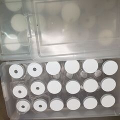 新品＆中古？　穴あけ済み　穴無し　クリアボトル　ベタ　クワガタ　カタツムリ　小物入れの画像