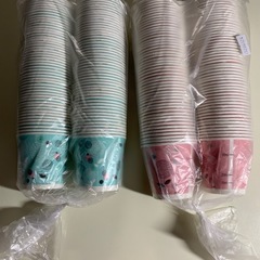 100個入り新品未開封❣️可愛い❣️紙コップ90ml　3オンス  フラワー シード1袋100個入りの画像
