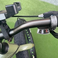 TRINXファットバイク26×4.0インチ　極太タイヤ　9段変速の画像
