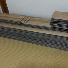 (取引中)木製柄フロアタイル 約91.5cm×15cm   77...