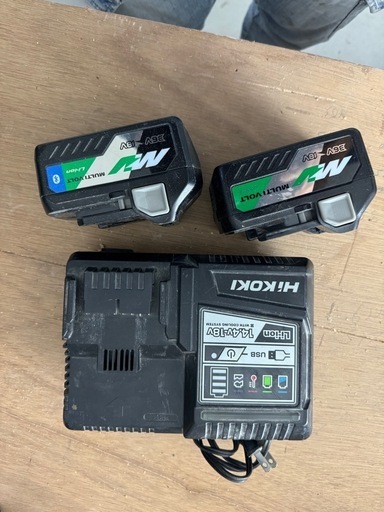 ハイコーキ  スライドマルノコ&36vバッテリー2個、充電器1個