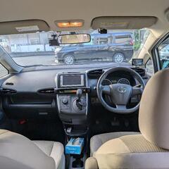 平成25年式ウイッシュ1.8Xの画像