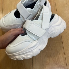 LOWRYS FARM 厚底サンダル　Mサイズ　の画像