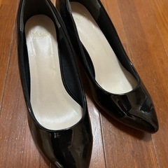 幅広　ヒール6cm パンプス23.5の画像