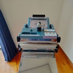 大幅に値下げしました!!【業務用シーラー】富士インパルスシーラーFi-200（中古）-10Kの画像