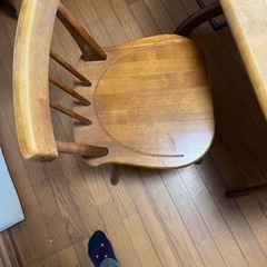 ダイニングテーブルの画像