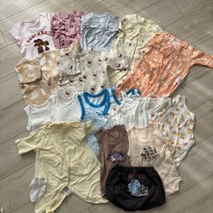 ベビー服、ガーゼセットの画像