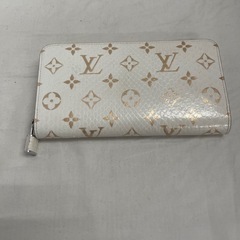 LOUIS VUITTON　N97773　ジッピーウォレットパイソン