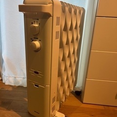 アイリスオーヤマ　オイルヒーター　美品