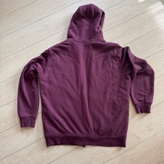 ユニクロパーカーファ付き　メンズXLの画像