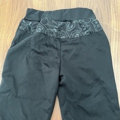 ディズニー　ズボン130 美品
の画像