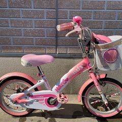 子供用自転車　補助輪付き