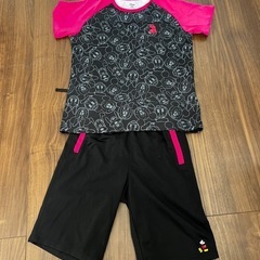ディズニー上下スポーツウェア　美品
