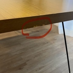 ダイニングテーブルの画像