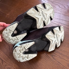 Reebok AIR
の画像