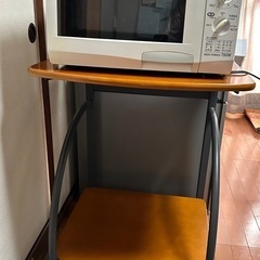 電子レンジとスタンド　(話中)