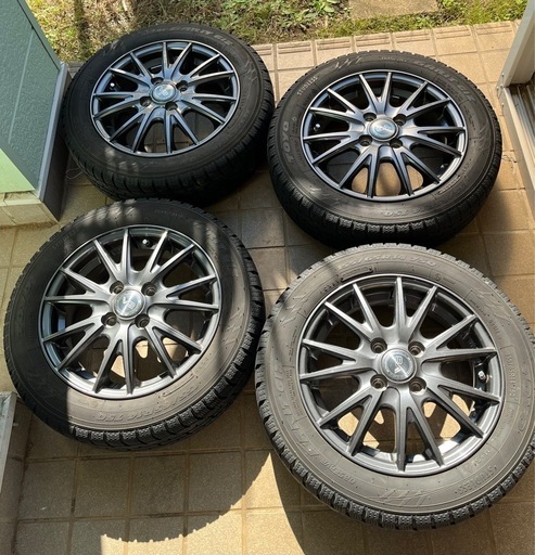 スタッドレスタイヤ4本セットアルミホイール付