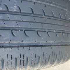 265/65R17 112H 　4本　 溝有り　使用できる車両一覧有り　ヒビ割れ少し有り　の画像